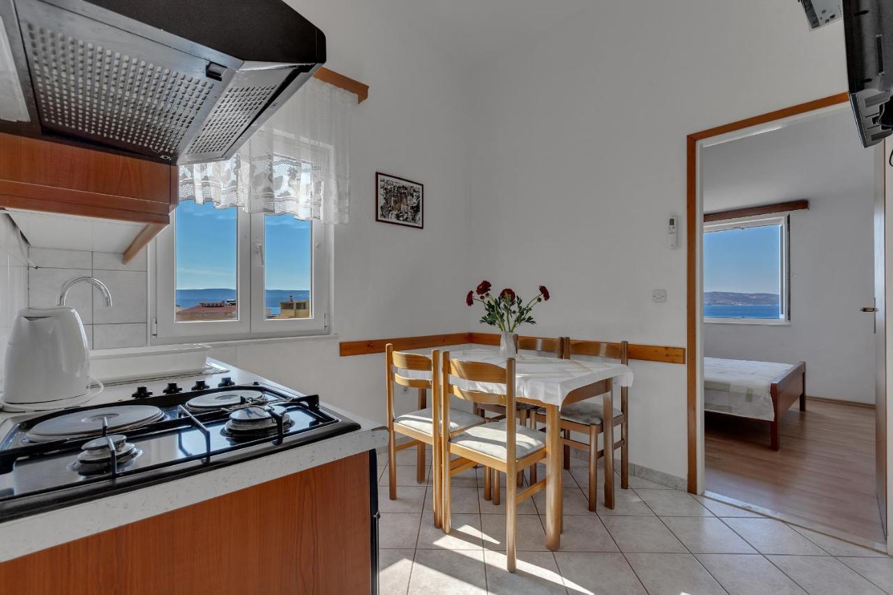 Apartments Tihomir Musac Omiš Exterior foto