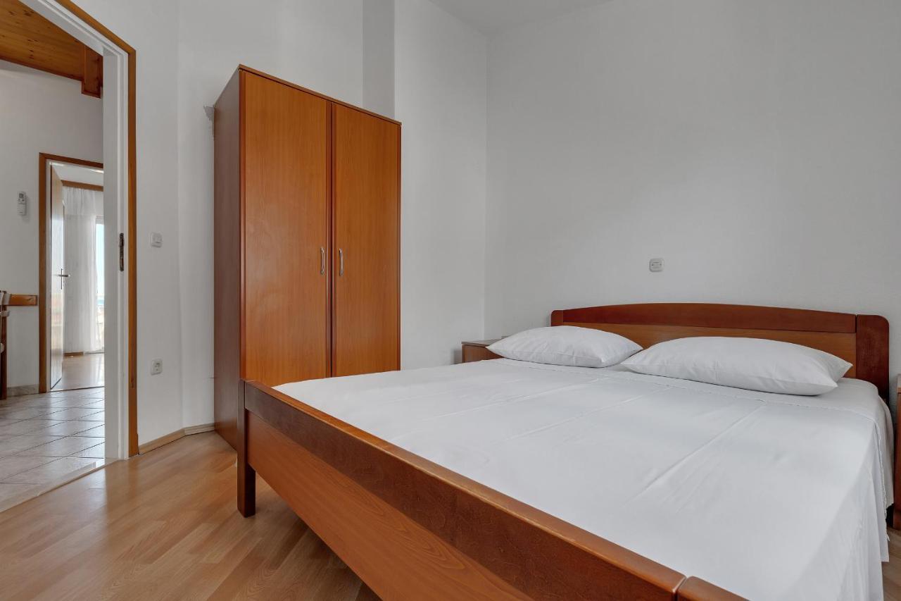 Apartments Tihomir Musac Omiš Exterior foto