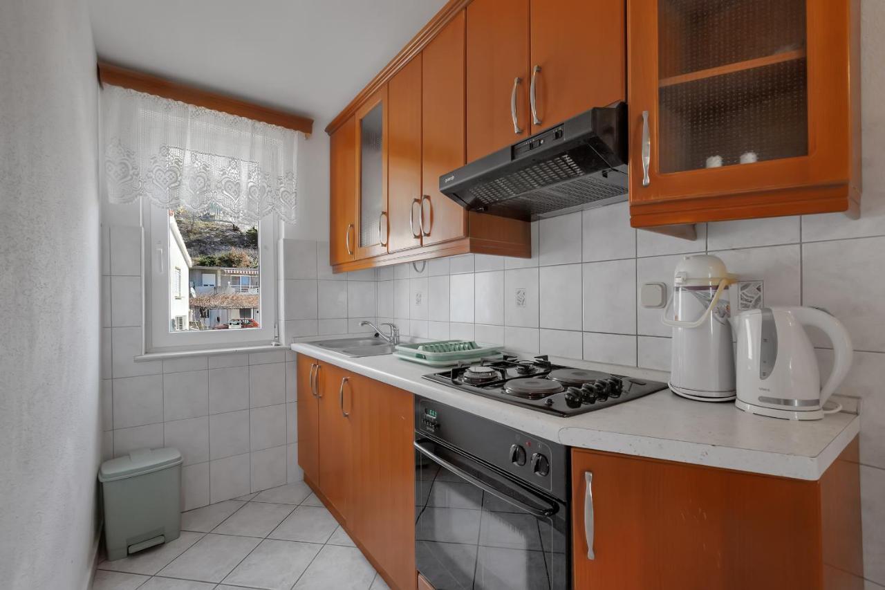 Apartments Tihomir Musac Omiš Exterior foto